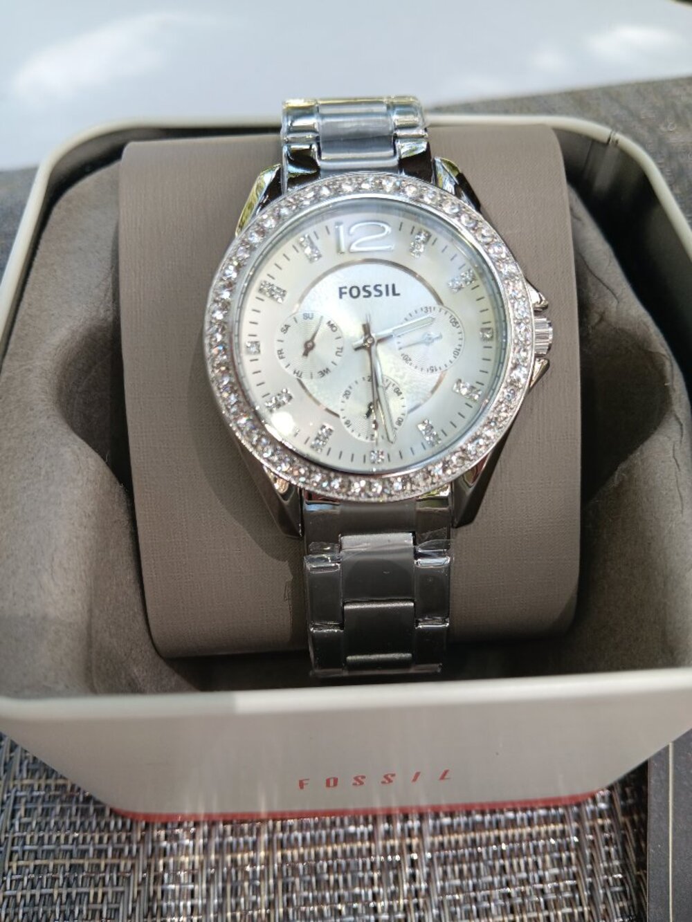 Fossil Riley watch - Picture 3 of 10